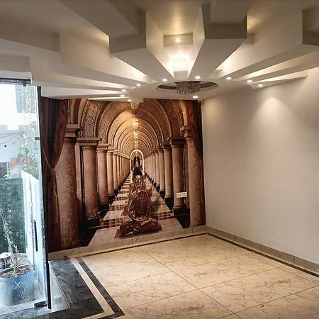Hotel Grand Aerotech Yeni Delhi Dış mekan fotoğraf