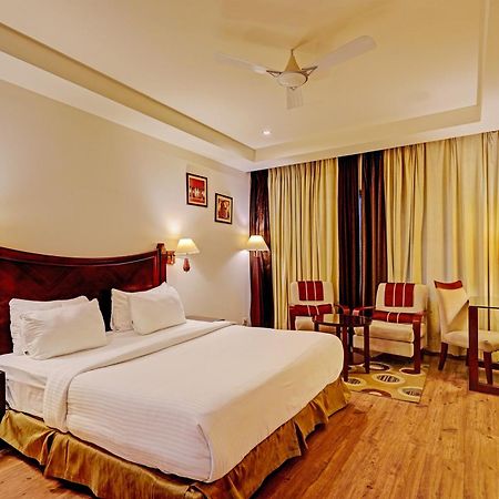 Hotel Grand Aerotech Yeni Delhi Dış mekan fotoğraf