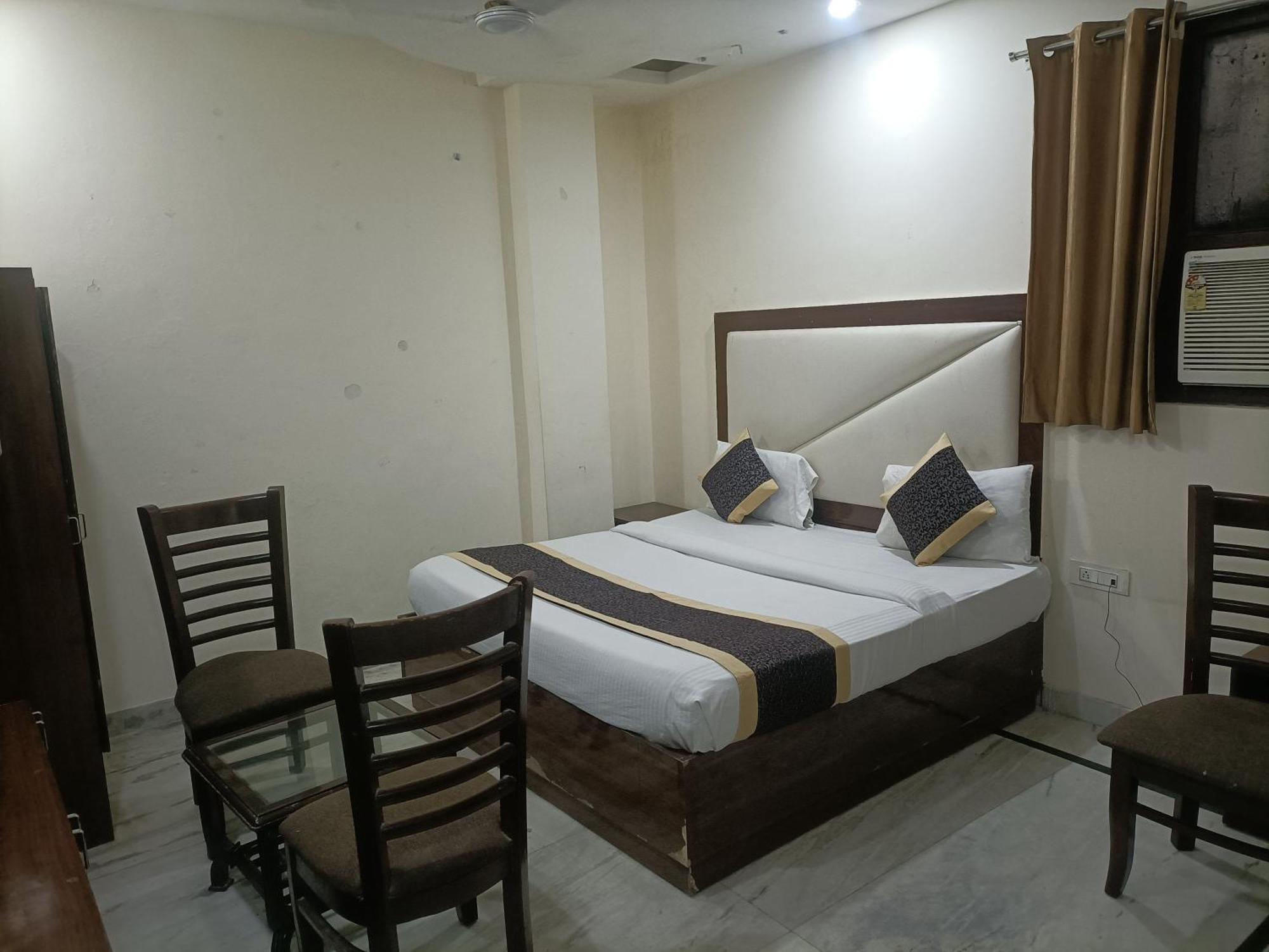 Hotel Grand Aerotech Yeni Delhi Dış mekan fotoğraf