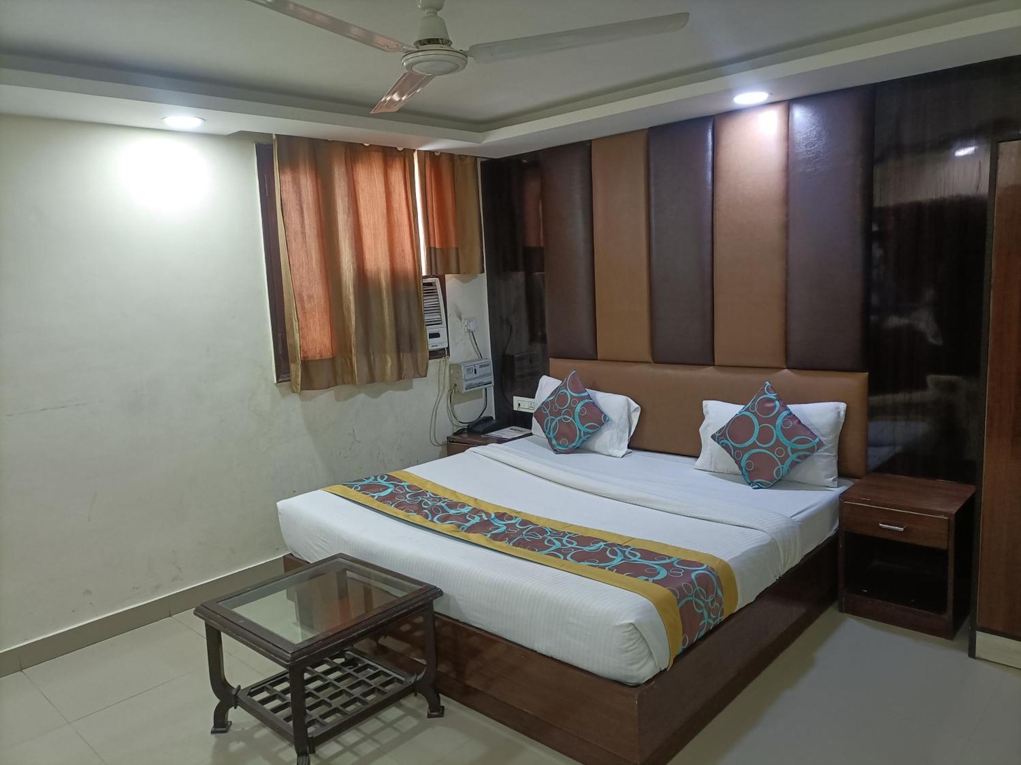 Hotel Grand Aerotech Yeni Delhi Dış mekan fotoğraf