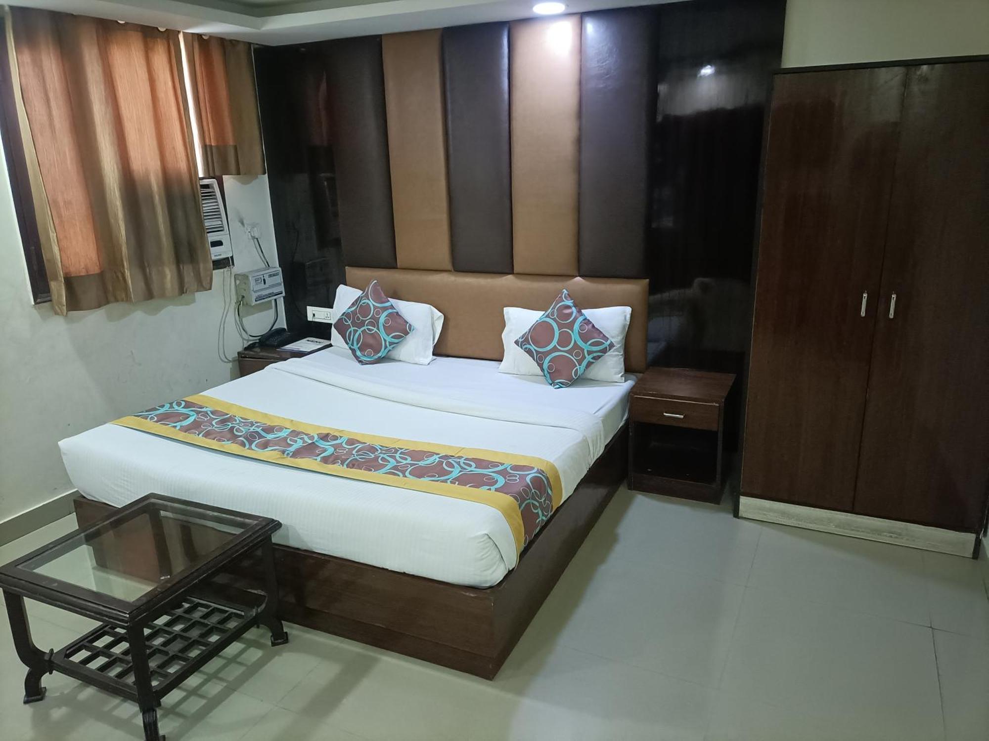 Hotel Grand Aerotech Yeni Delhi Dış mekan fotoğraf