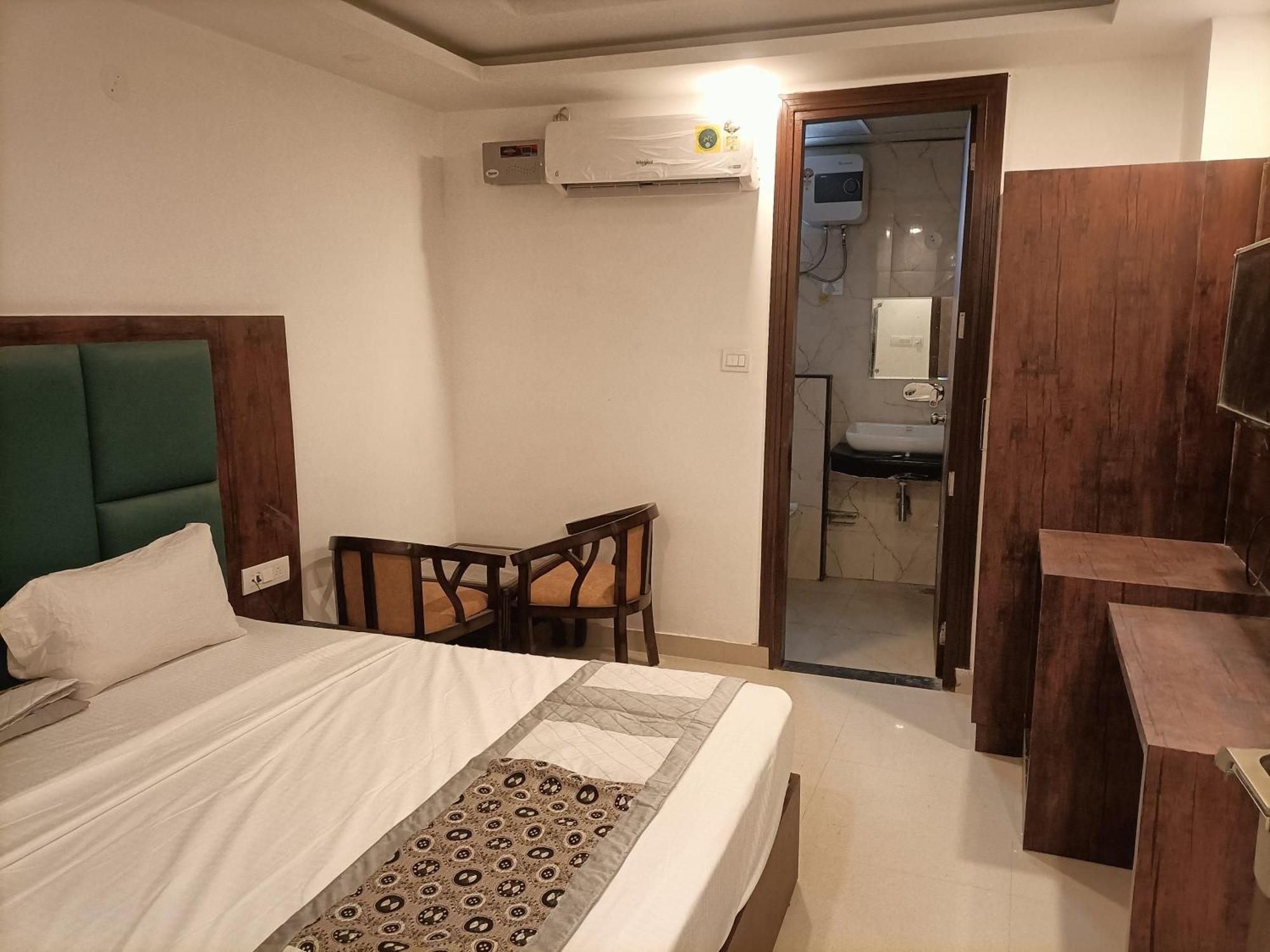 Hotel Grand Aerotech Yeni Delhi Dış mekan fotoğraf