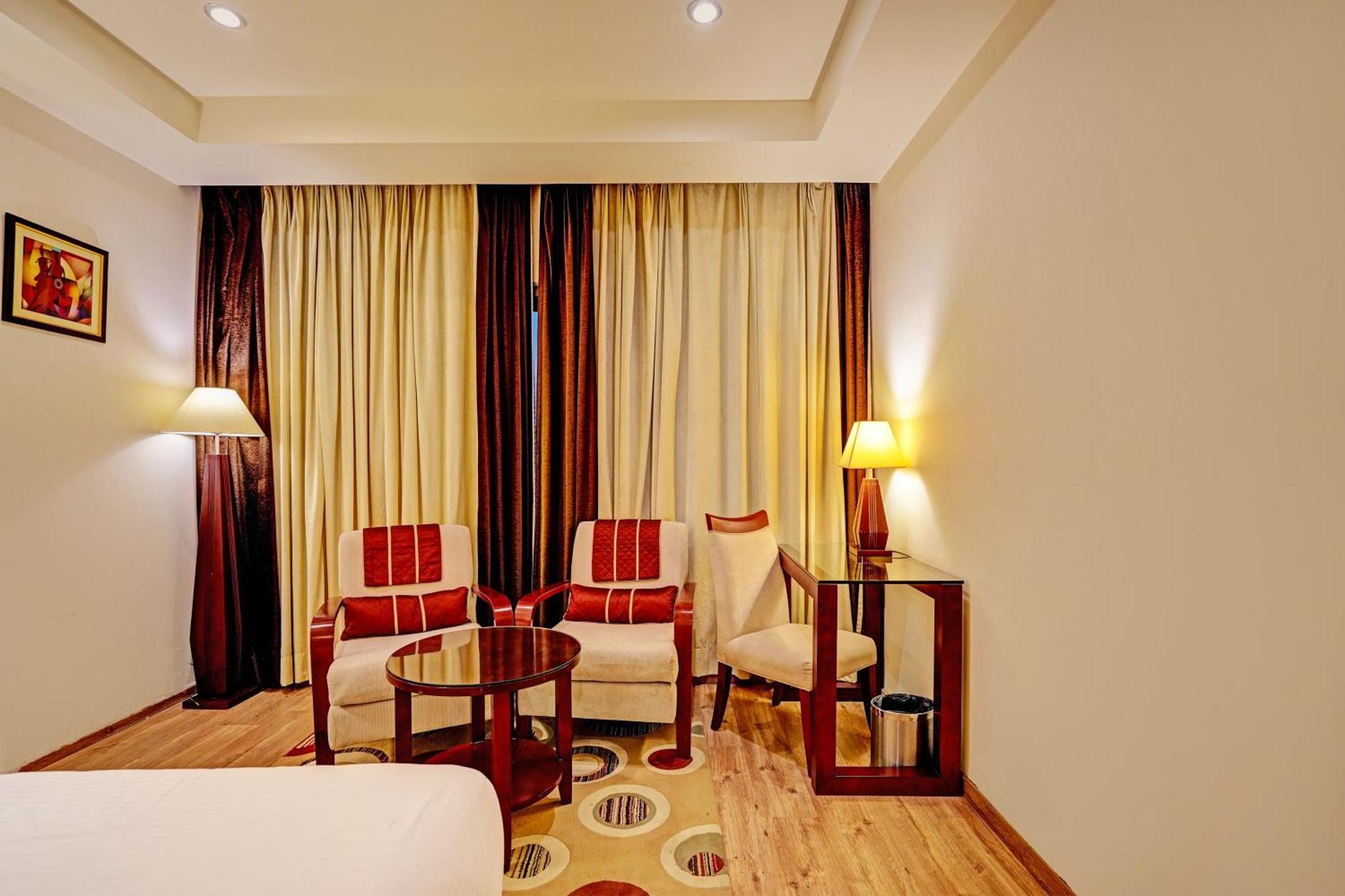 Hotel Grand Aerotech Yeni Delhi Dış mekan fotoğraf